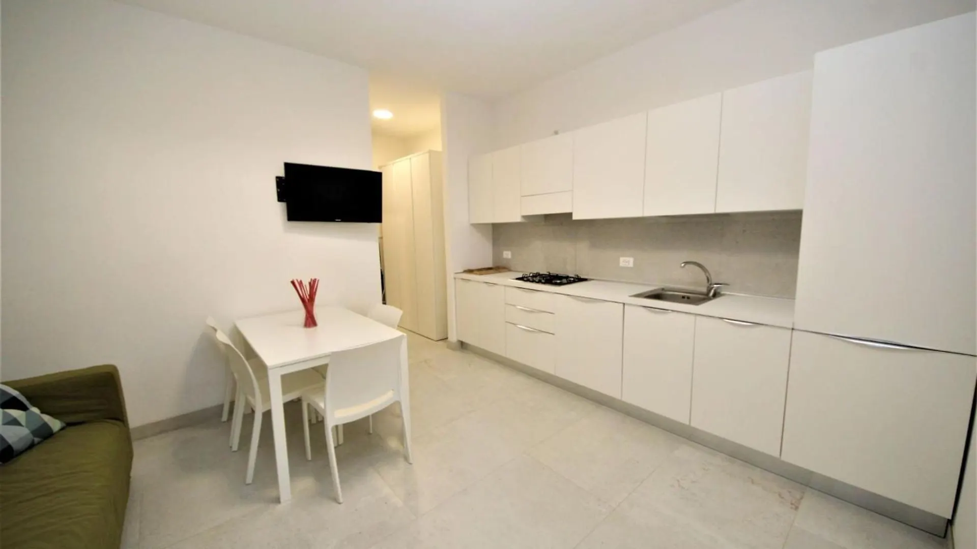 Modern 2 Bedroom Flat Near Rosolina Mare Beach