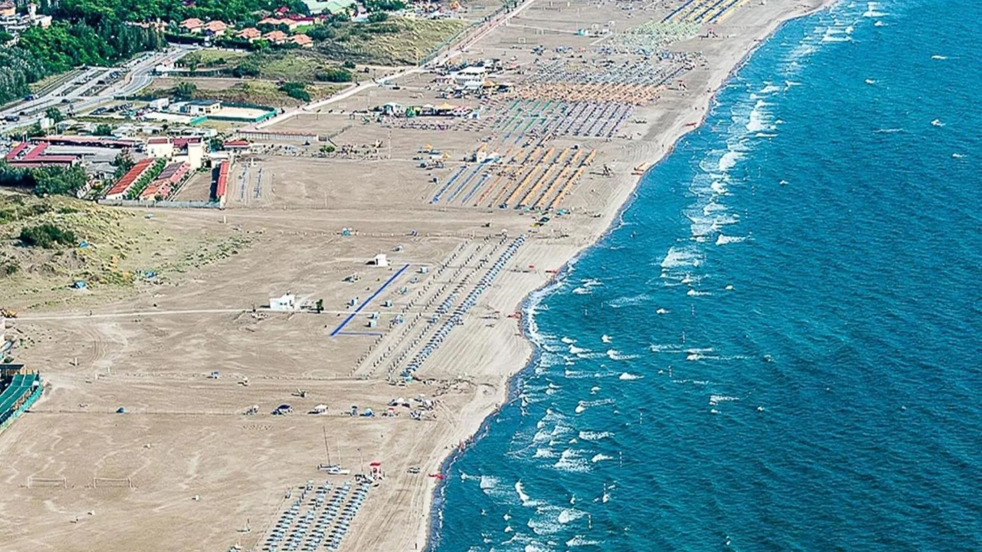 Modern 2 Bedroom Flat Near Rosolina Mare Beach